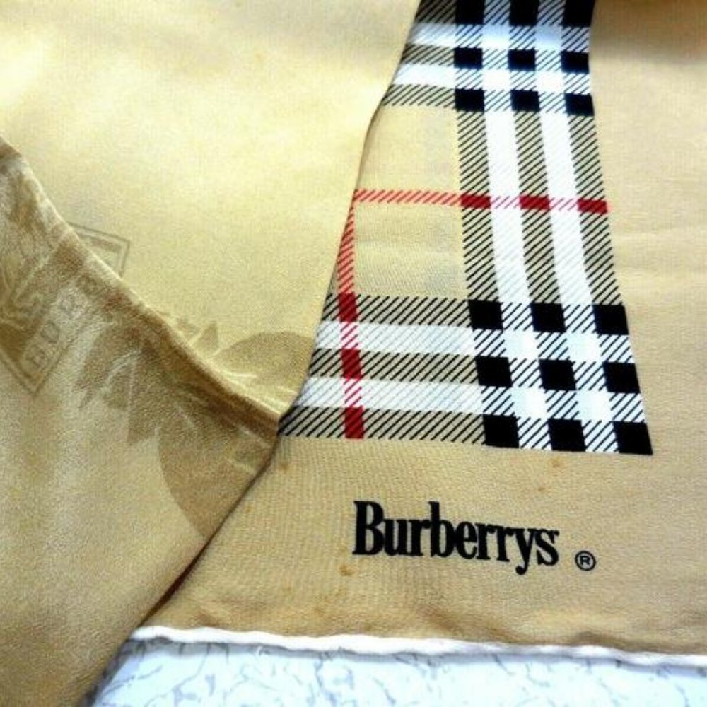 Burberry Nova Check Plaid W Figures Haymarket - Picture 5 of 5